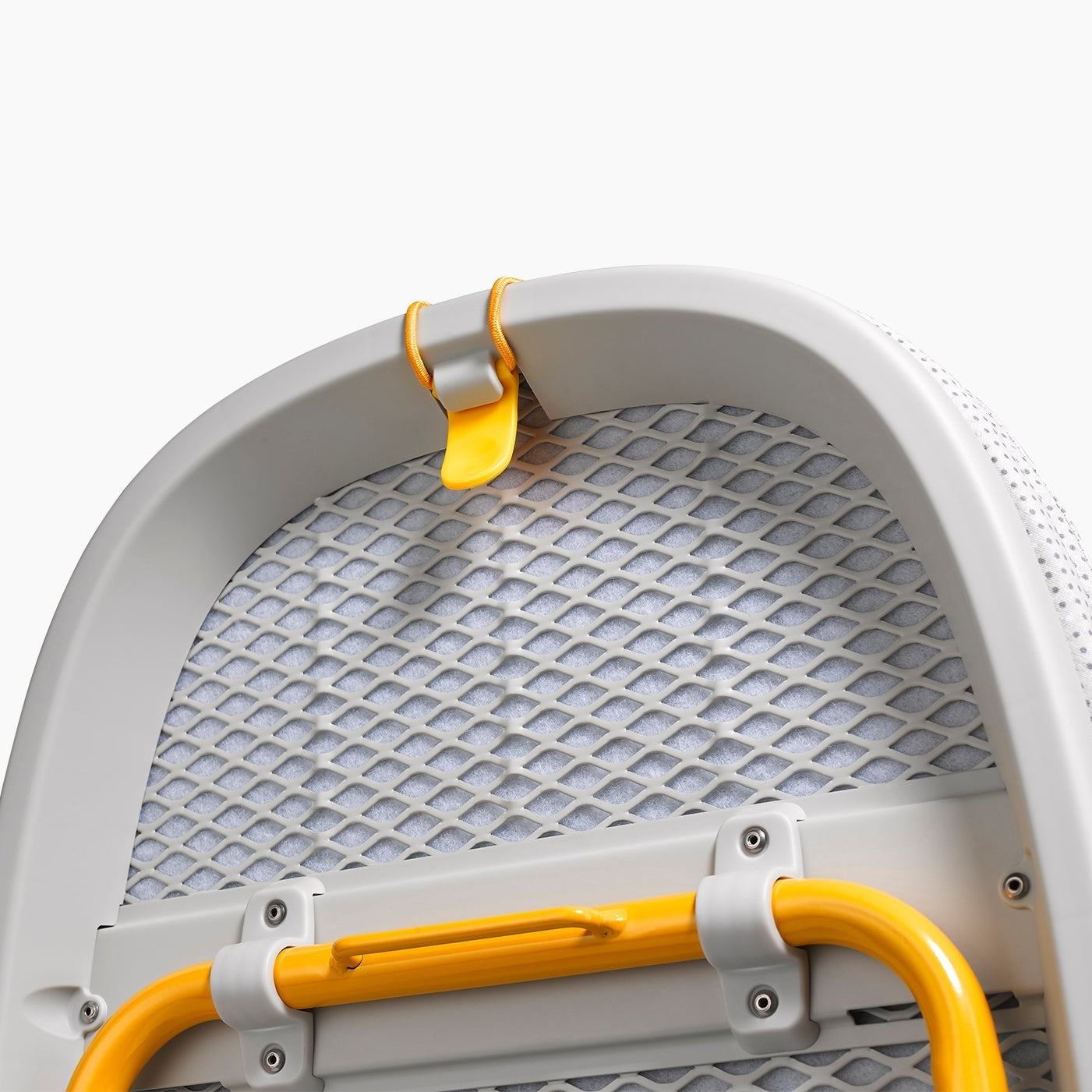 Foldable ironing board