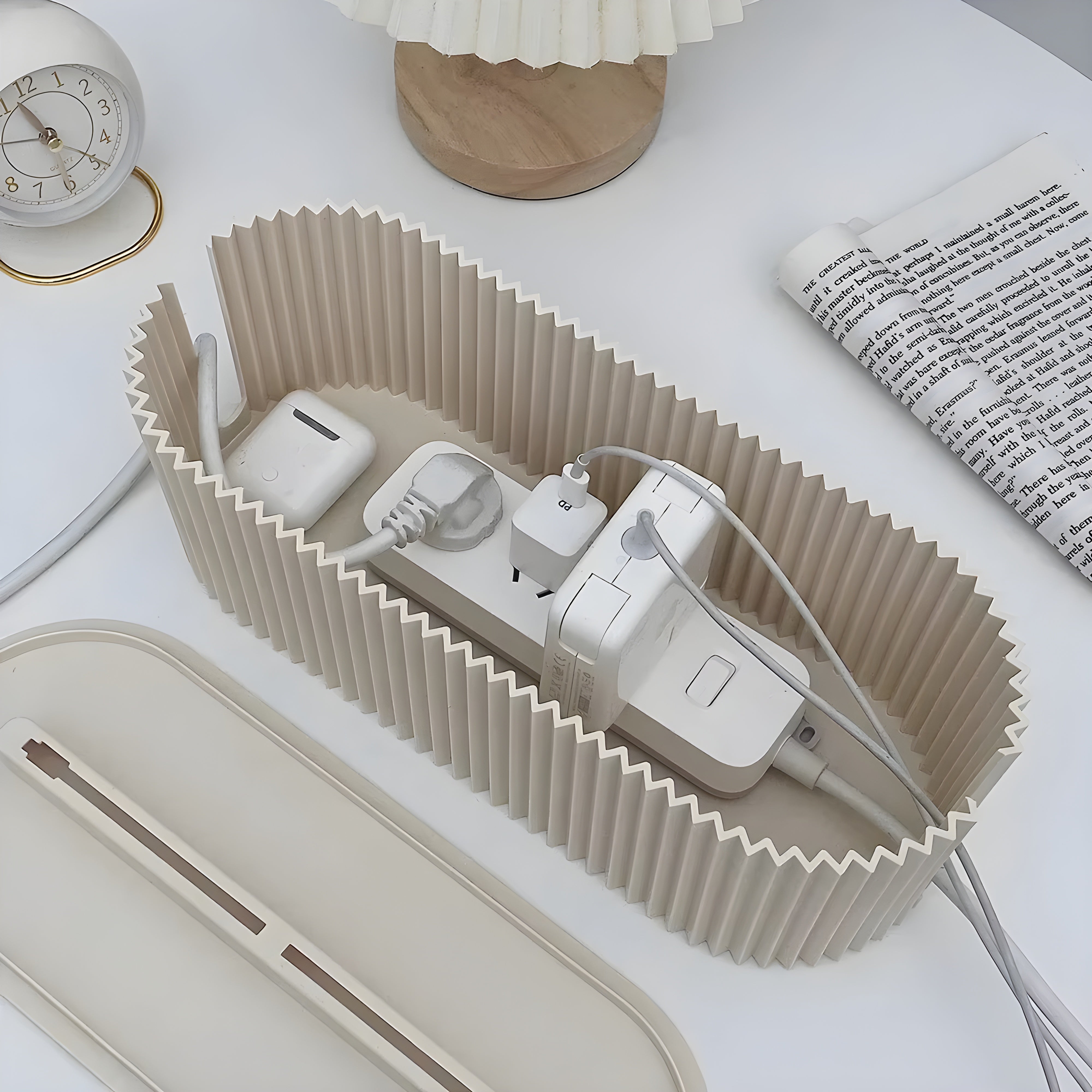 HideWire | Kabelbox für einen aufgeräumten Schreibtisch ohne Kabelsalat
