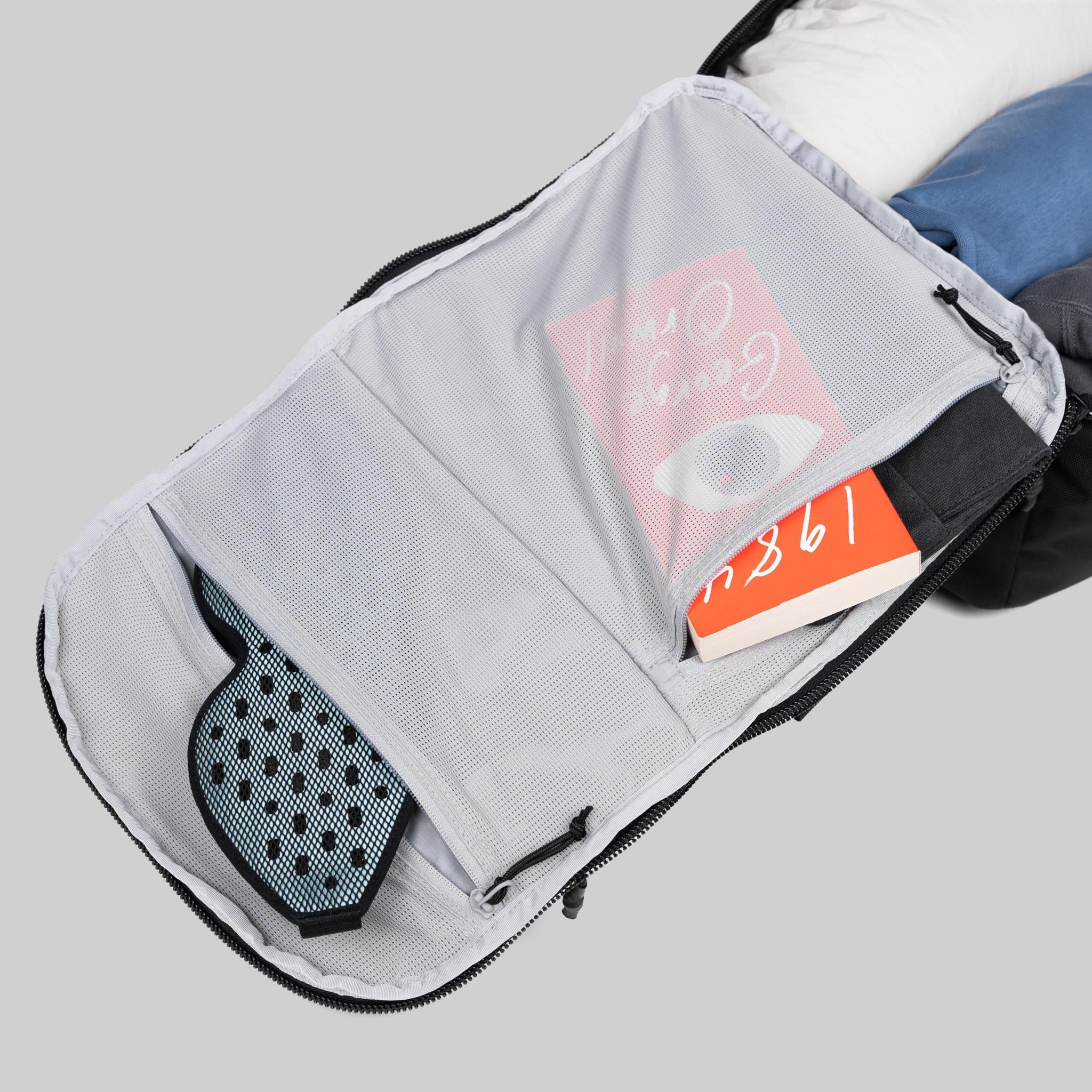 Reiserucksack 30L Handgepäck mit Laptopfach