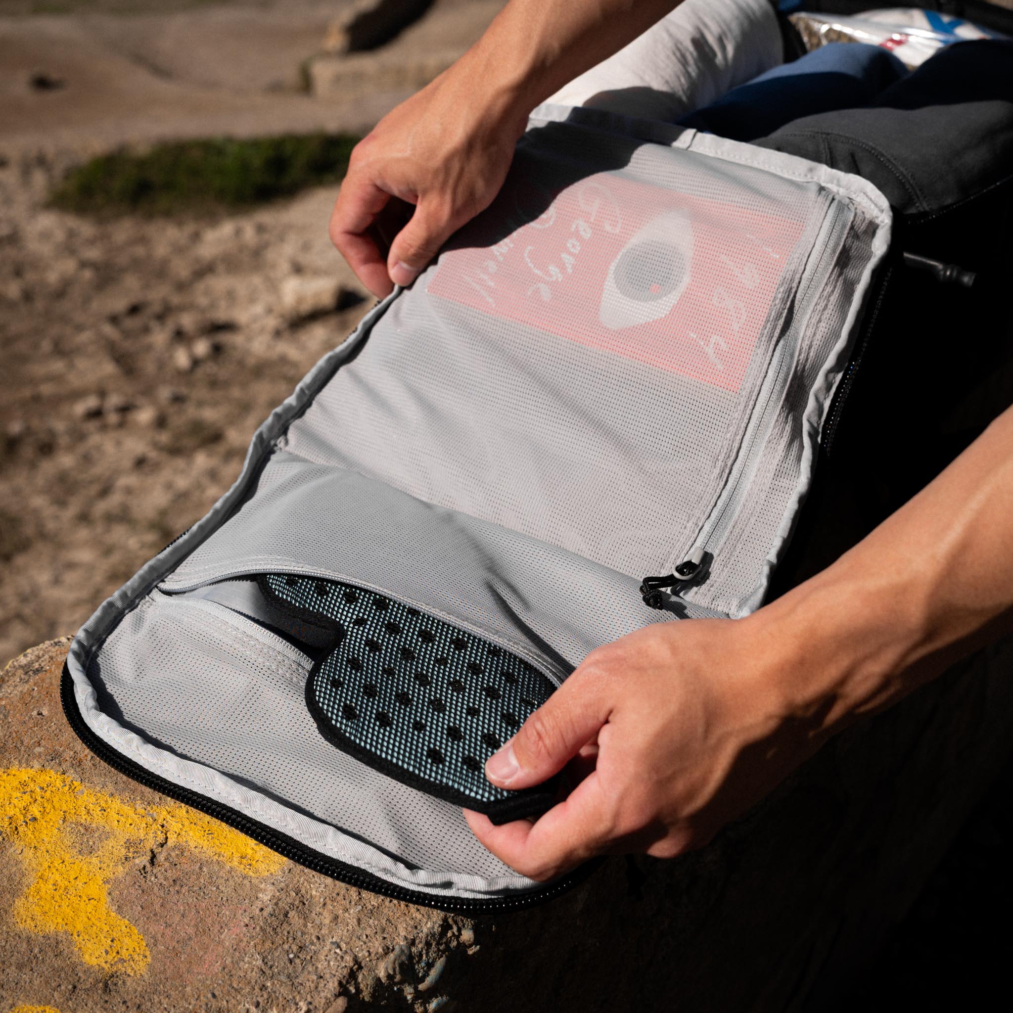 Reiserucksack 30L Handgepäck mit Laptopfach